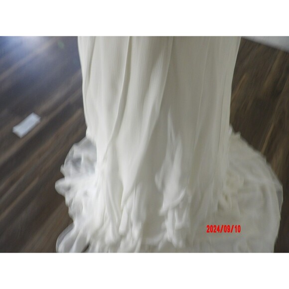 A Lina Halter Wedding Dress David’s Bridal Ivory Satin Wedding Dress Size 14 - Picture 9 of 12
